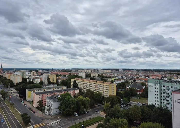 Hanza Tower Apartment *